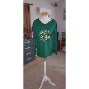 NWOT CATO WOMENS LS TOP